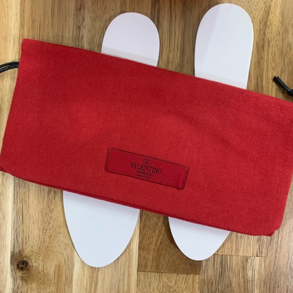 SOLD - PATENT ROCKSTUD BALLET FLAT - Picture 6 of 7